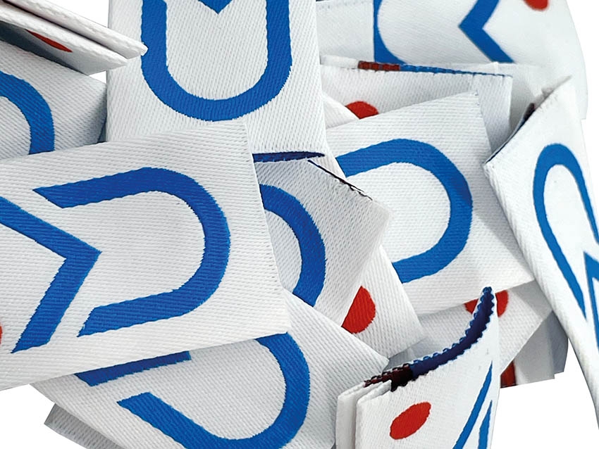 Labels gewebt Polyester Etikette Branding Werbeträger Polyestergarn versiegelte Kante