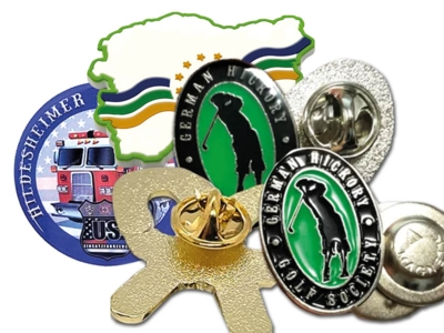 1A Pin 1A Pin verschiedene Verschlüsse Farben und Formen