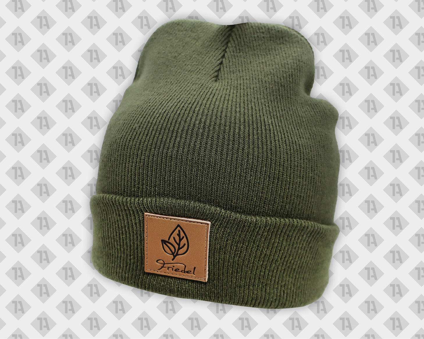 Aufnähservice Beanie mit Lederbadge Patch Echtleder geprägt und gedruckt mit Nährand Friedel Veredelung